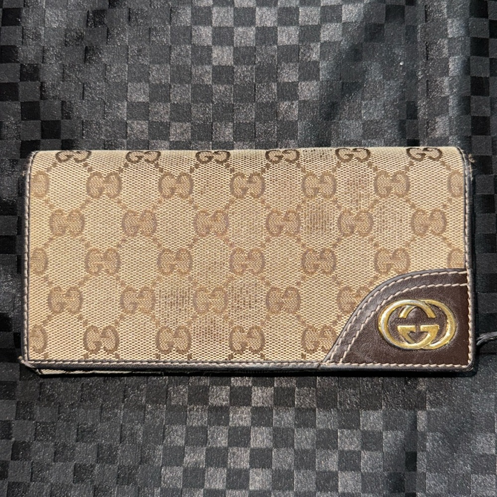 Authentic GUCCI brown leather and tan canvas monogram snap wallet